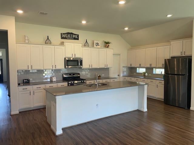 117 Skylark LN, Hutto, TX 78634