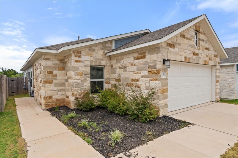 129 Tall Grass DR, Georgetown, TX 78628