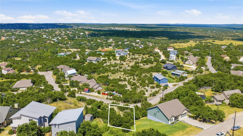 10704 Lake Park DR, Dripping Springs, TX 78620