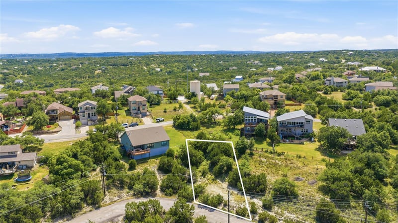 10704 Lake Park DR, Dripping Springs, TX 78620