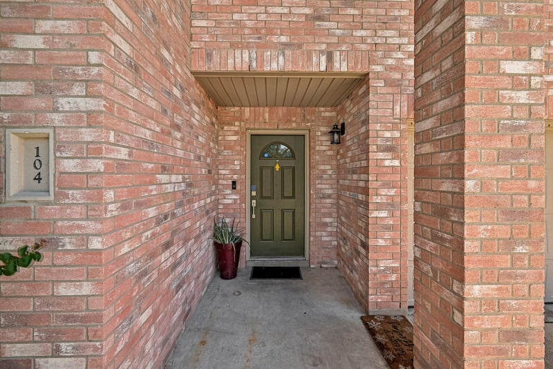 104 Sumac LN, Georgetown, TX 78633