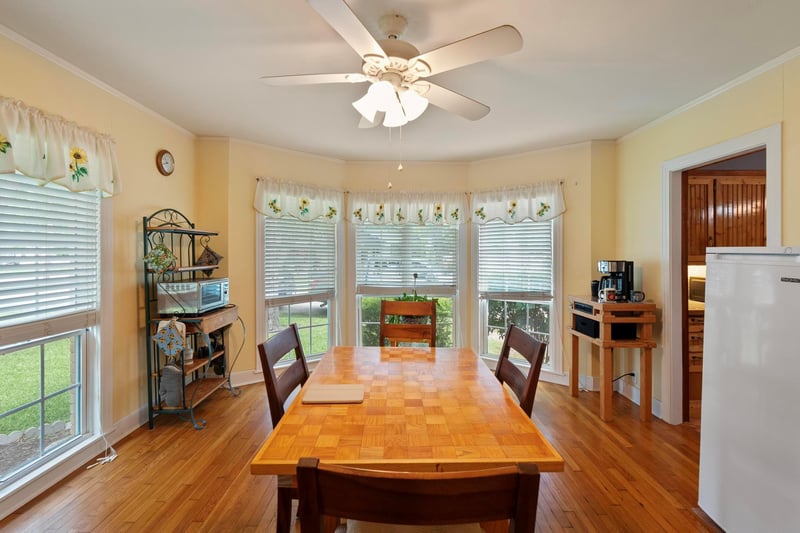 401 Donohoe ST, Granger, TX 76530