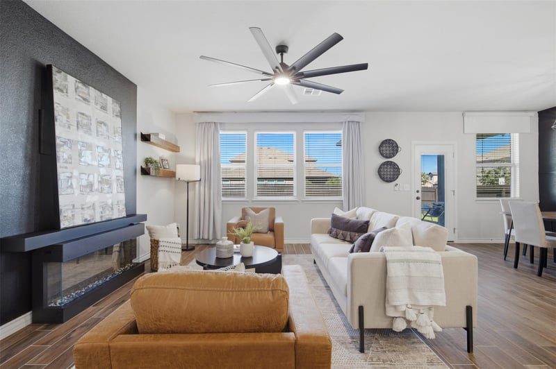 225 Capstone RD, Liberty Hill, TX 78642