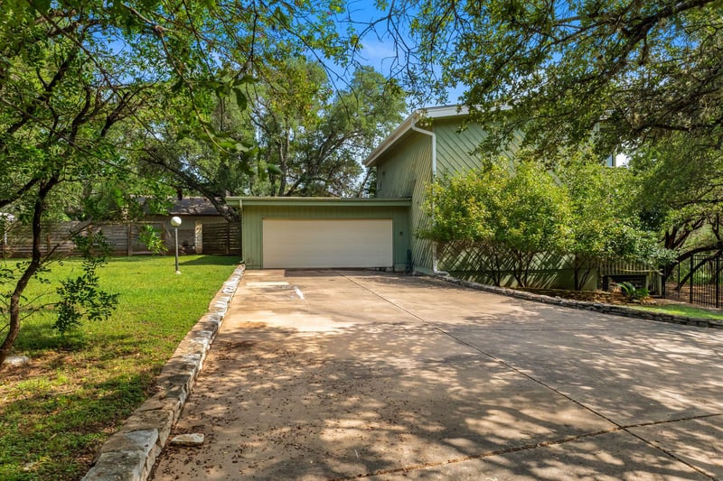 124 Firebird ST, Lakeway, TX 78734