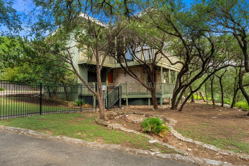 124 Firebird ST, Lakeway, TX 78734