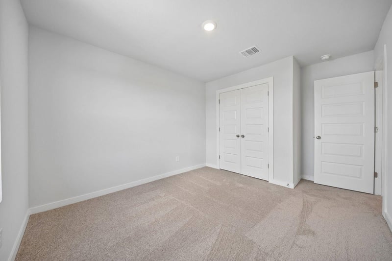 145 Hornet ST, Elgin, TX 78621