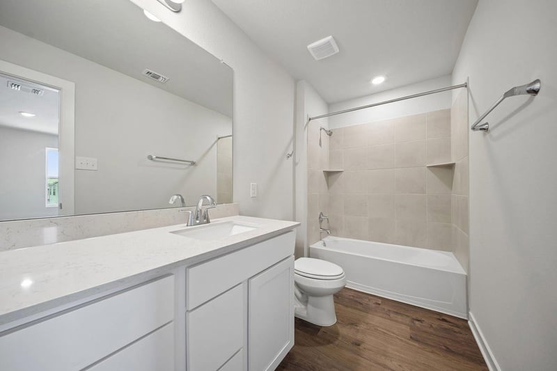 145 Hornet ST, Elgin, TX 78621