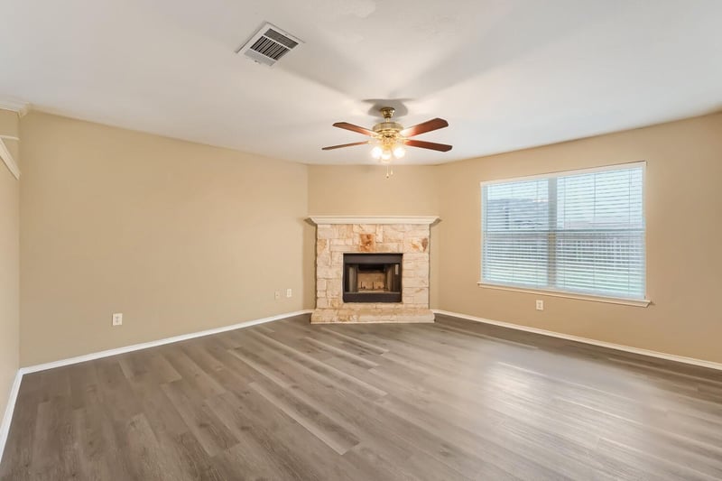 610 Carole CV, Bastrop, TX 78602