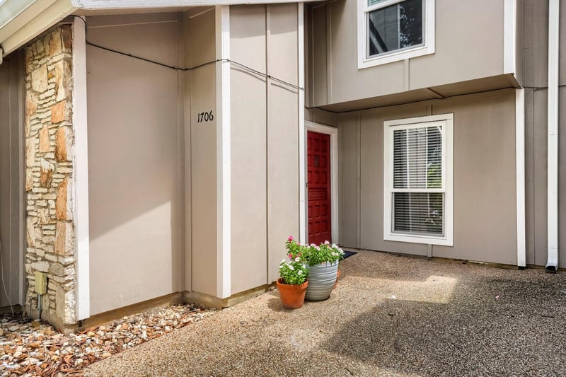 1706 Timberwood DR, Austin, TX 78741