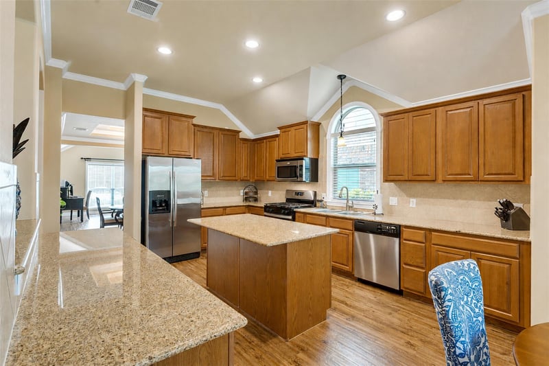 1041 Dyer Crossing Way, Round Rock, TX 78665