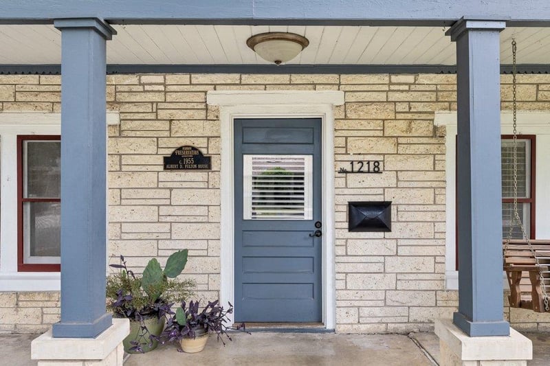 1218 Myrtle ST, Georgetown, TX 78626