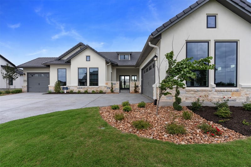 121 La Ventana DR, Liberty Hill, TX 78642