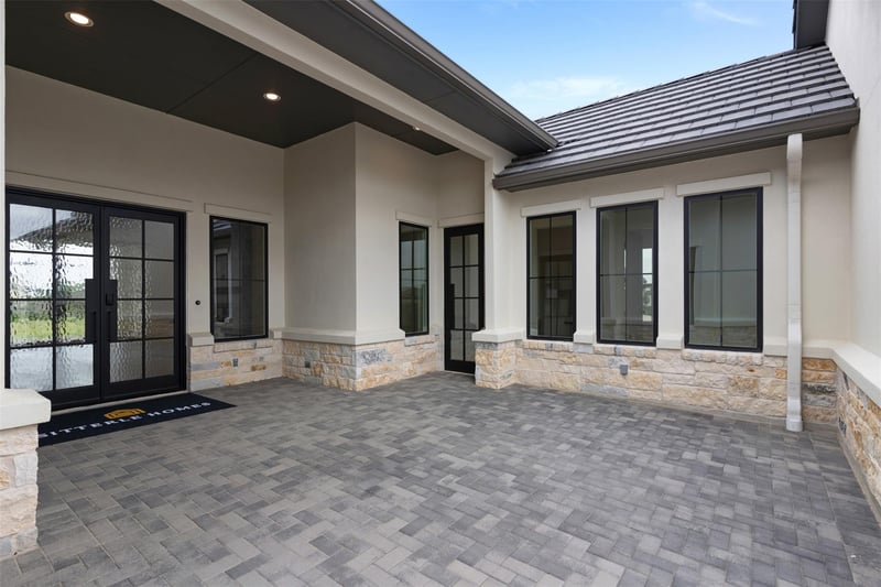 121 La Ventana DR, Liberty Hill, TX 78642