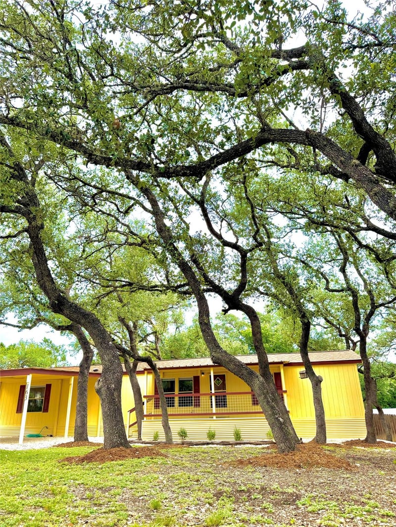 163 Quail Run ST, Canyon Lake, TX 78133