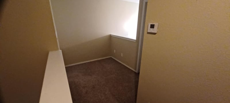 121 Wegstrom ST, Hutto, TX 78634