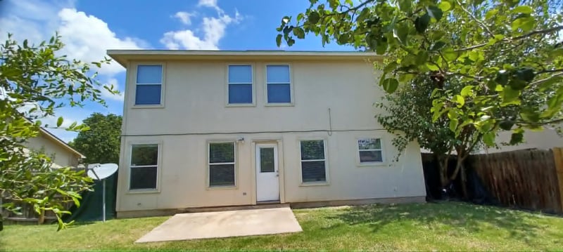 121 Wegstrom ST, Hutto, TX 78634