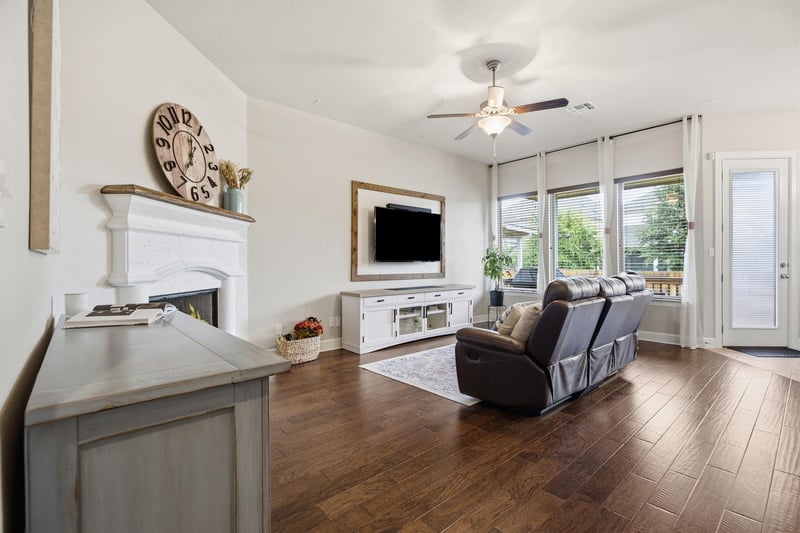 604 Garner Park DR, Georgetown, TX 78628