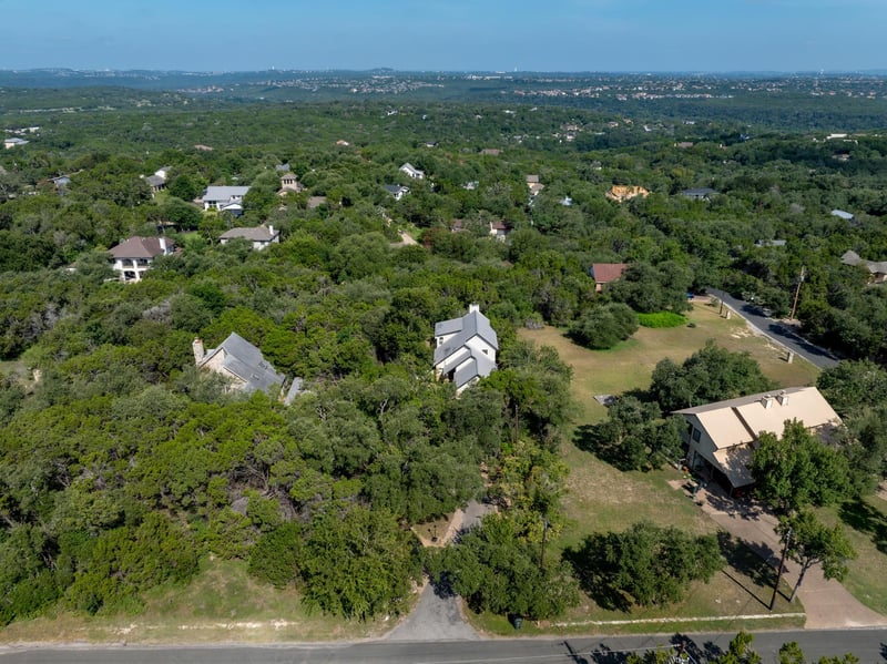 400 Laurelwood DR, Austin, TX 78733