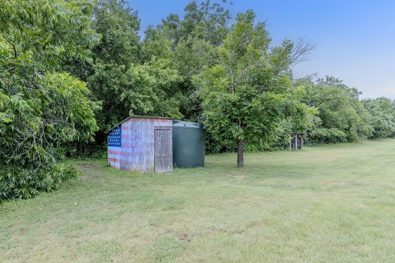 706 Phillip LN, Liberty Hill, TX 78642