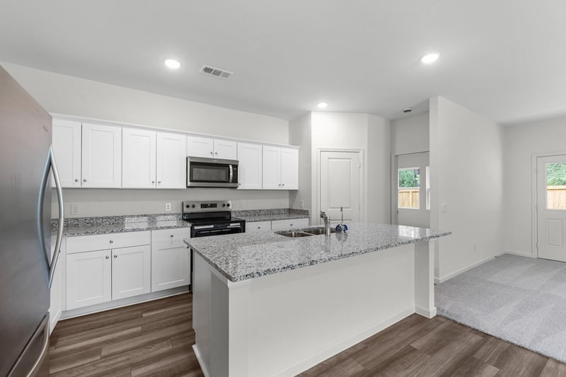 605 Sunlight Lake BLVD, Hutto, TX 78634