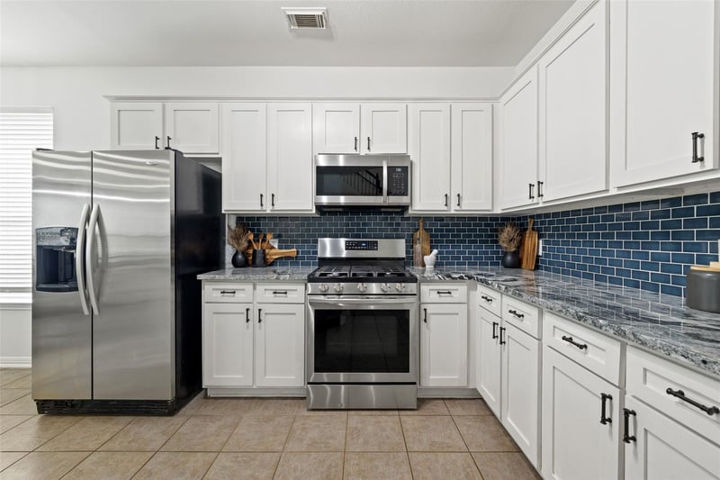 1712 Lynnville TRL, Austin, TX 78727