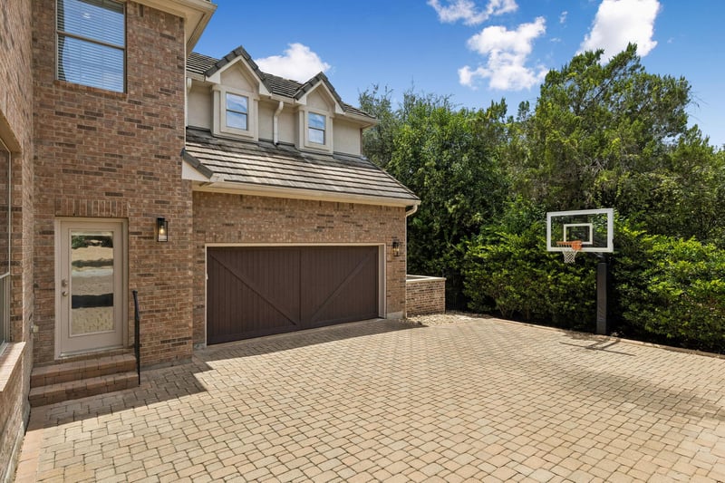 11813 Eagles Glen DR, Austin, TX 78732