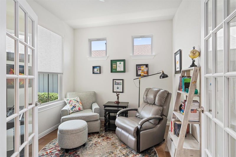 706 Kitty Hawk RD, Georgetown, TX 78633