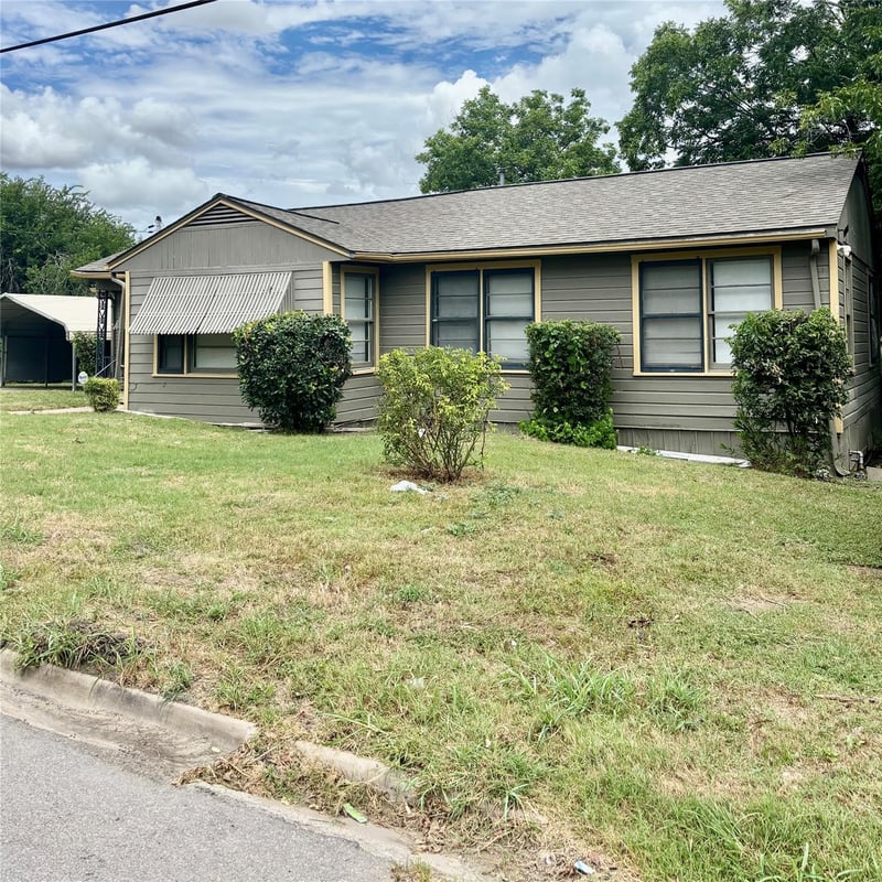 415 7th ST, Taylor, TX 76574