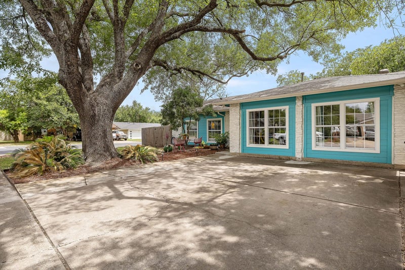 5702 Palo Blanco LN #A, Austin, TX 78744