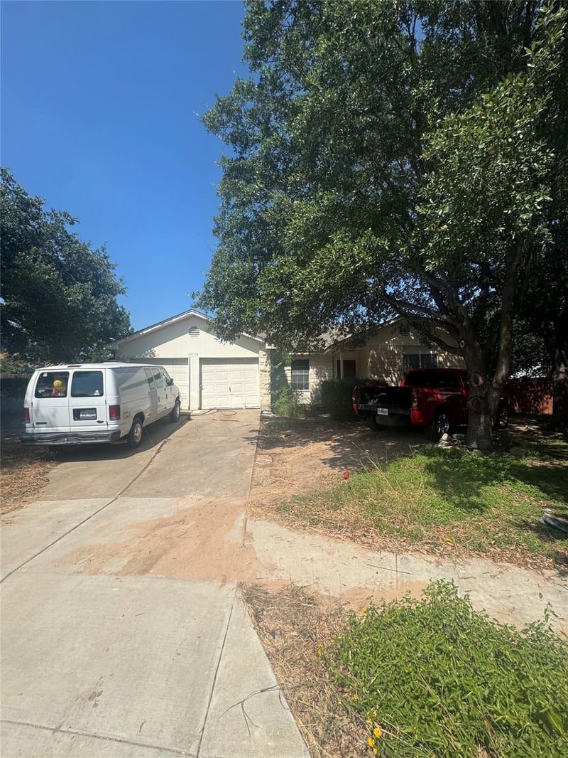 11732 Maybach DR, Del Valle, TX 78617