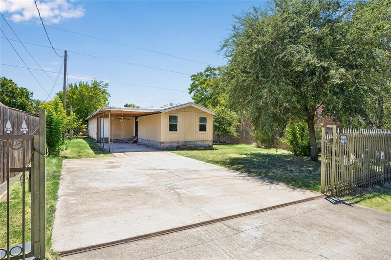 1719 Millhouse DR, Pflugerville, TX 78660
