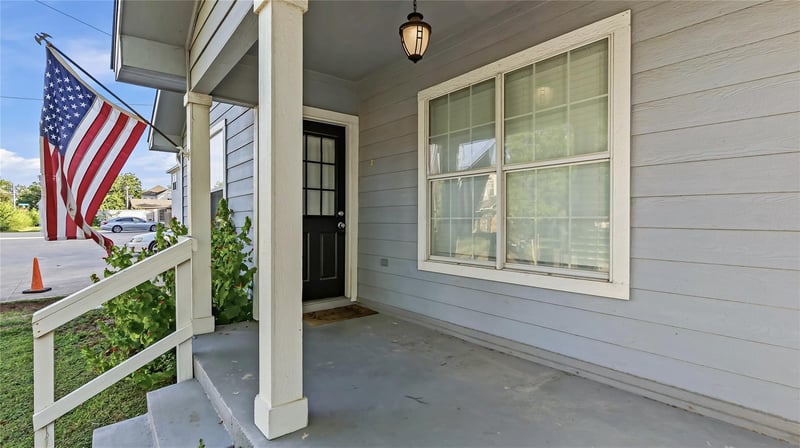 819 Avenue B, College Station, TX 77840