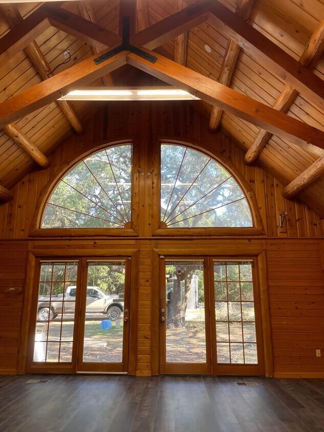 4225 E Highway 290, Dripping Springs, TX 78620
