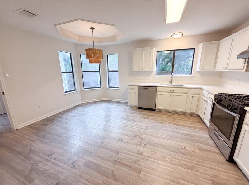1517 River Oak DR, Leander, TX 78641