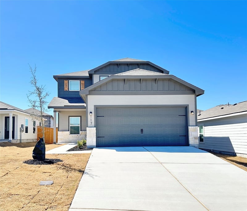 117 Paradise Canyon DR, Jarrell, TX 76537