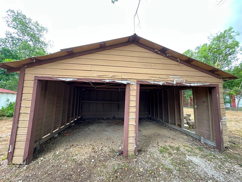 818 Plum ST, Lockhart, TX 78644