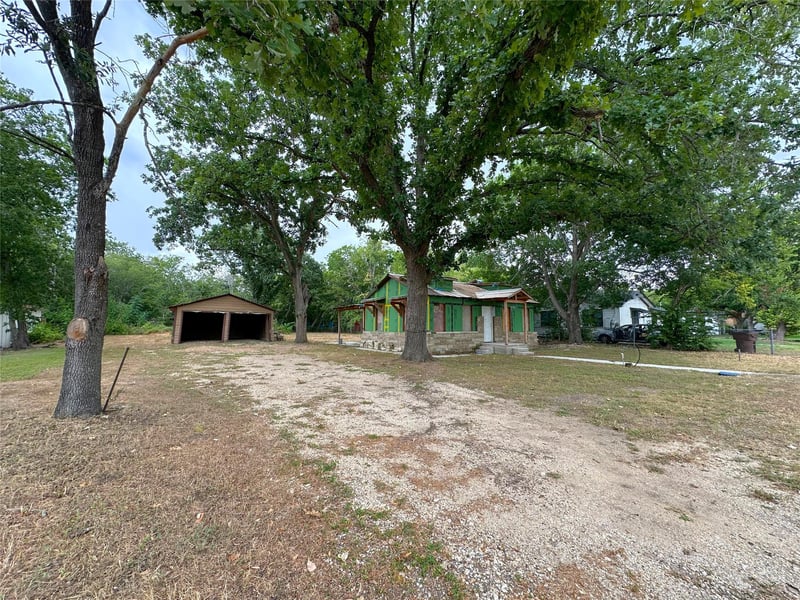 818 Plum ST, Lockhart, TX 78644