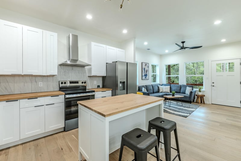 158 Wainee DR, Bastrop, TX 78602