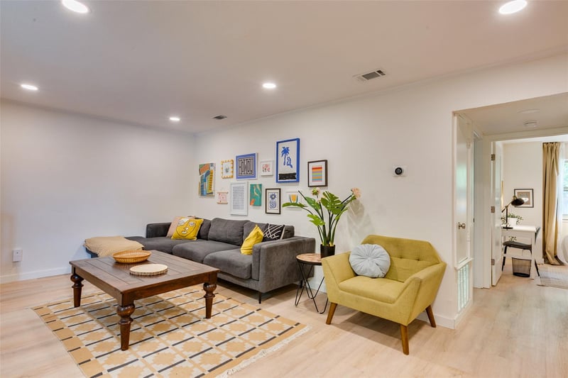 5608 Cougar DR #117, Austin, TX 78745