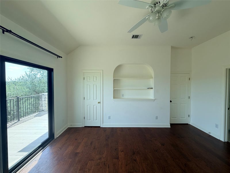 9902 Brightling LN, Austin, TX 78750