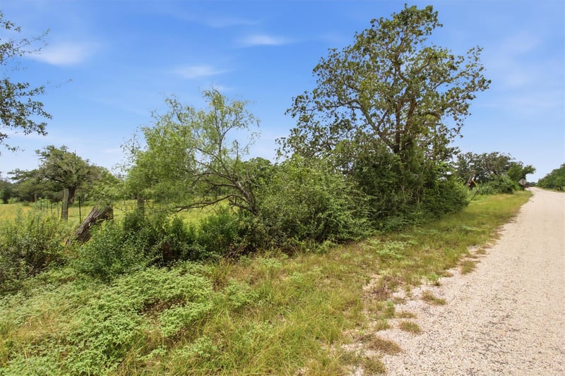 4575 Mineral Springs RD, Lockhart, TX 78644