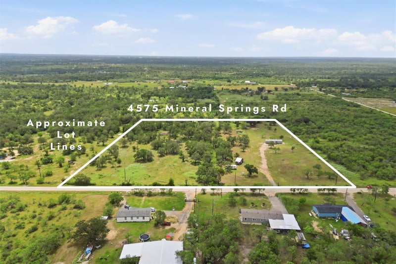 4575 Mineral Springs RD, Lockhart, TX 78644