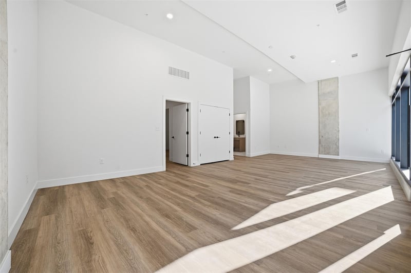 4315 S Congress Ave #105, Austin, TX 78745