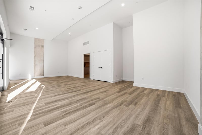 4315 S Congress Ave #105, Austin, TX 78745