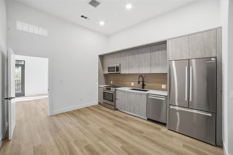 4315 S Congress Ave #105, Austin, TX 78745