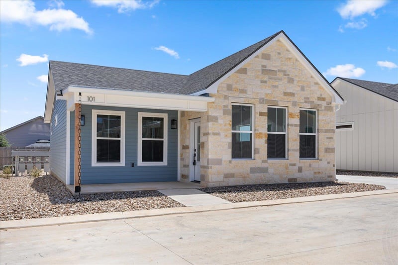 802 Creek ST #101, Fredericksburg, TX 78624