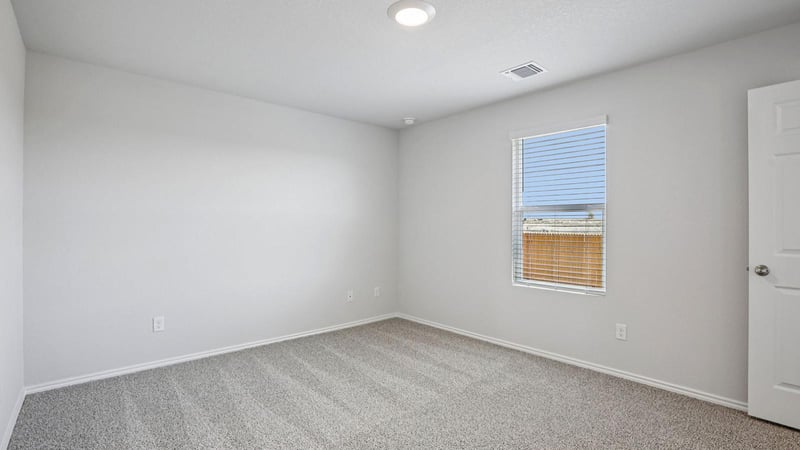 124 Dagney CT, Jarrell, TX 76537