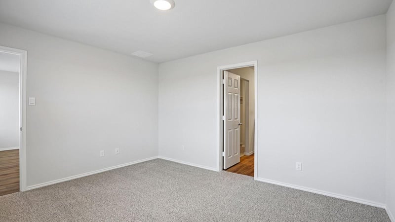 124 Dagney CT, Jarrell, TX 76537