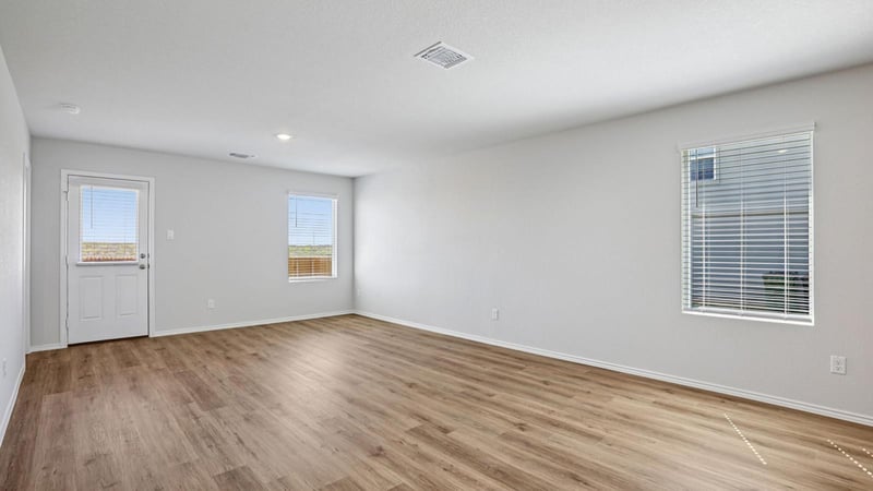 124 Dagney CT, Jarrell, TX 76537