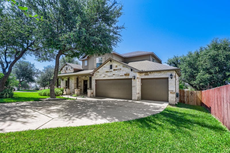 17701 Linkwood DR, Dripping Springs, TX 78620